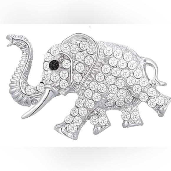 Jewelry - Silver Elephant Brooch with Crystals